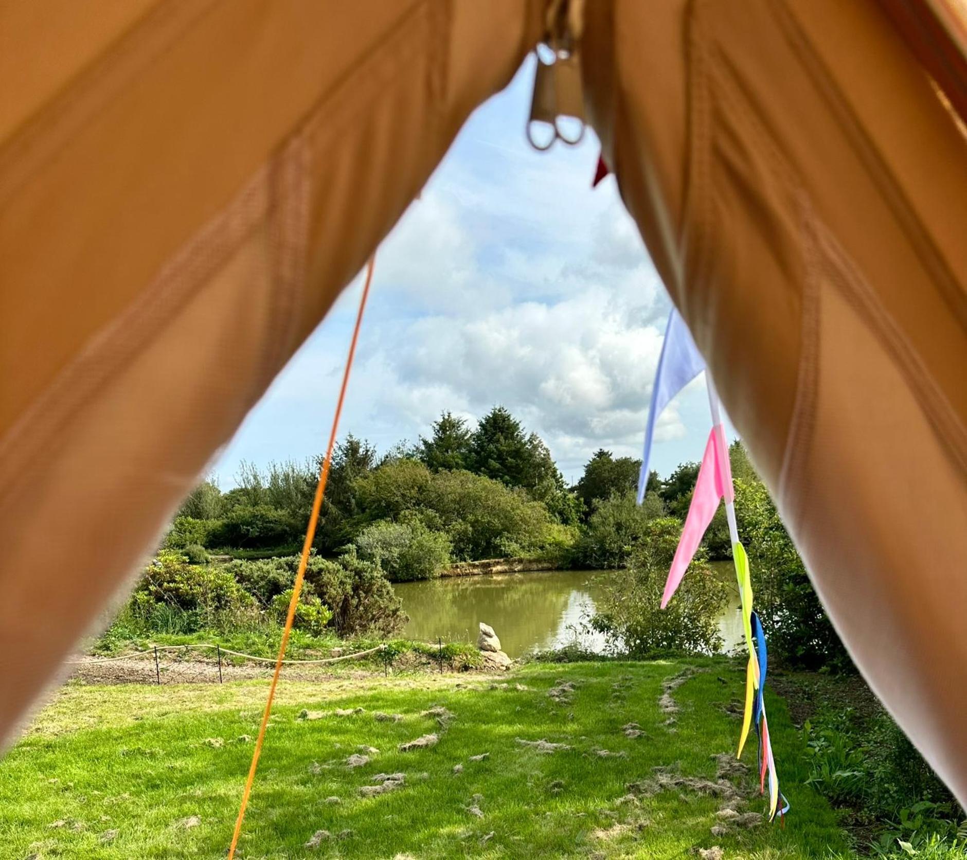Lakeside Glamping Firecrest سانت كولوم ميجُر المظهر الخارجي الصورة